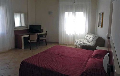 Couette-café Ponte Rosso 3*